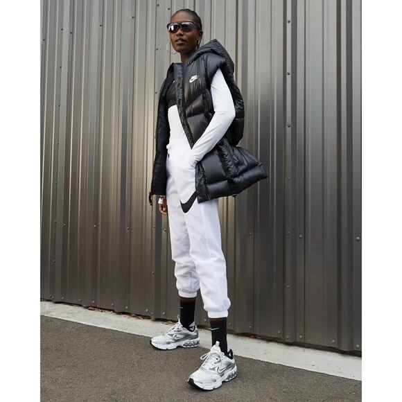 Nike Womens Size 7.5 Zoom Air Fire Shoes Photon Dust Metallic Silver DR7852 001 - Picture 9 of 14